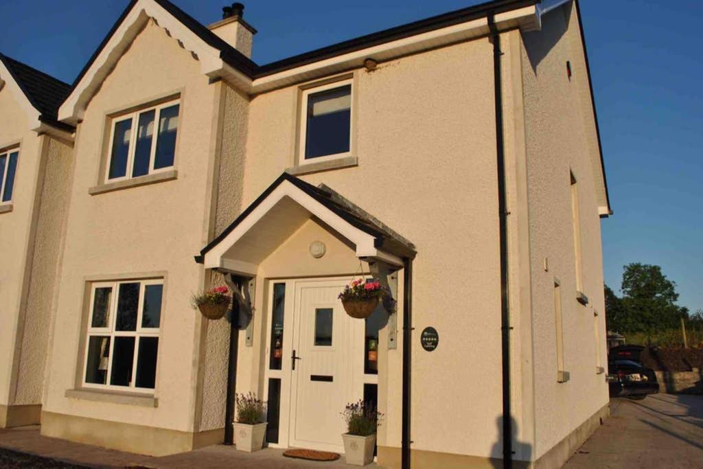 Vila Swallow Lane, Enniskillen, Co Fermanagh, 5* Chic Exteriér fotografie