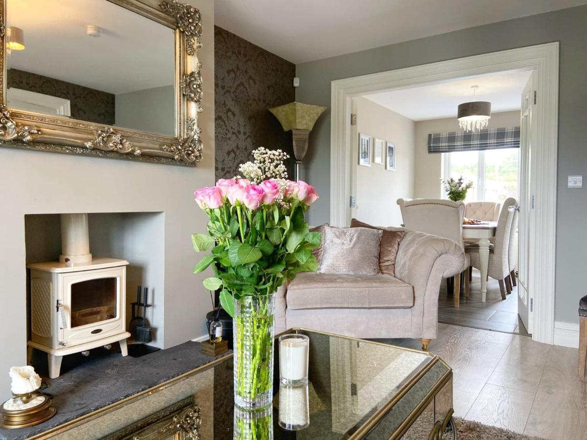 Vila Swallow Lane, Enniskillen, Co Fermanagh, 5* Chic Exteriér fotografie